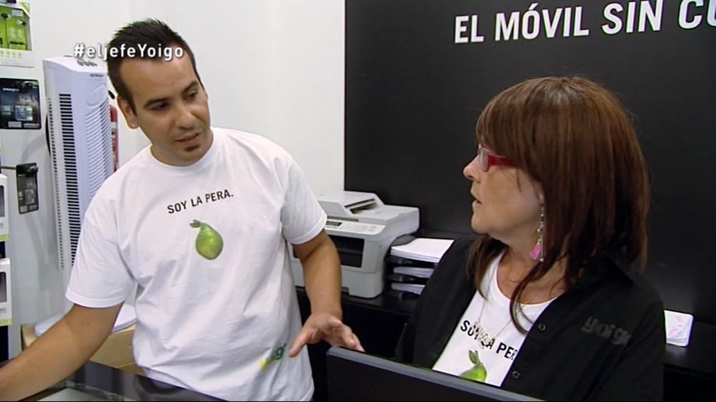 Javier, dependiente de una tienda de Yoigo en 'El Jefe Infiltrado' Javier, dependiente de una tienda de Yoigo en 'El Jefe Infiltrado'