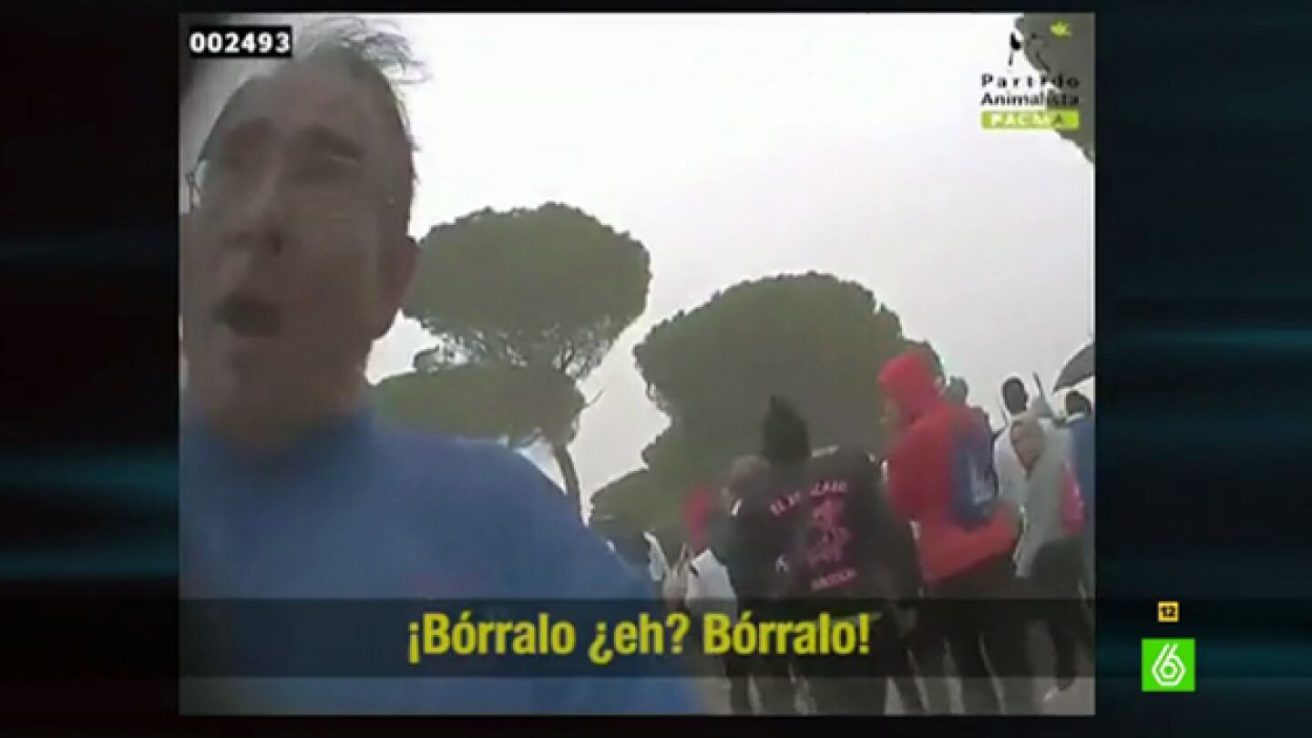 Un tordesillano amenaza a un periodista tras intentar grabar al Toro de la Vega