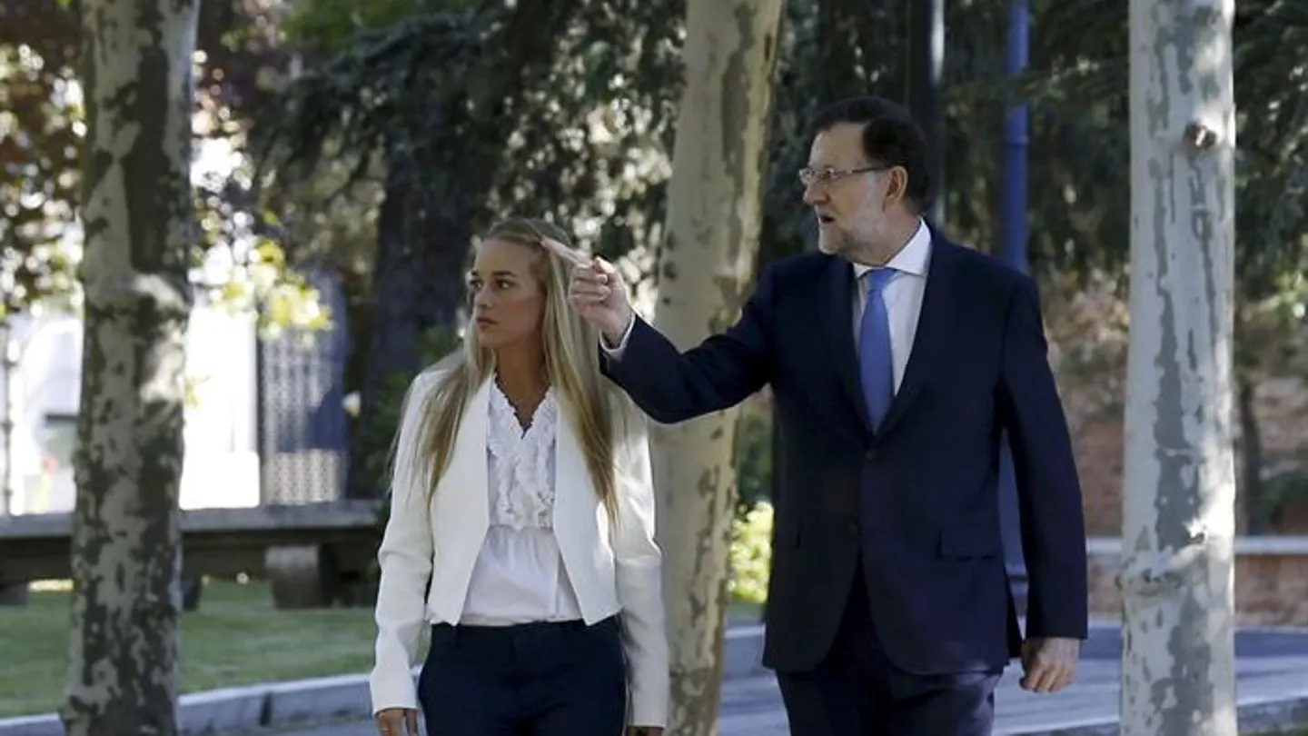 Rajoy recibe a Tintori en Moncloa Rajoy recibe a Tintori en Moncloa