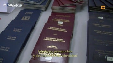 Los agentes de 'Policías en acción' se enfrentan a la falsificación de pasaportes