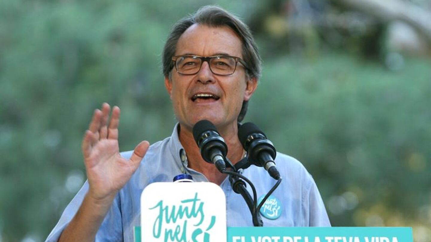 El presidente catal&aacute;n y n&uacute;mero cuatro de Junts pel S&iacute;, Artur Mas, durante su intervenci&oacute;n en un acto de campa&ntilde;a 