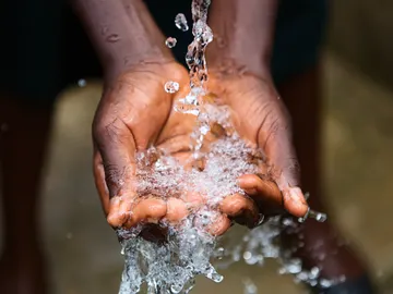Encuentran una manera rápida de convertir agua de mar en agua potable Encuentran una manera rápida de convertir agua de mar en agua potable