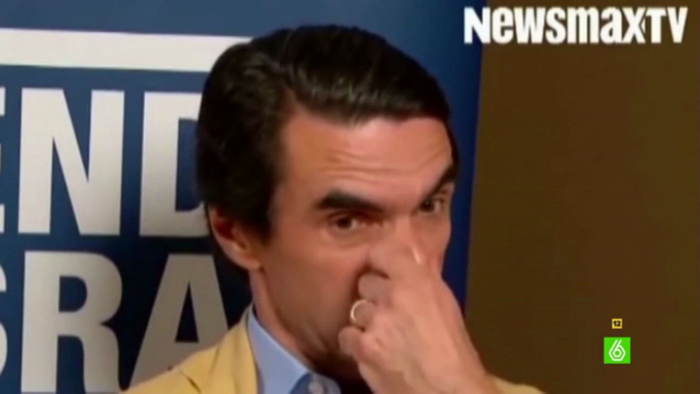 Jos&eacute; Mar&iacute;a Aznar da un 'entretenido' discurso en ingl&eacute;s... con sorpresa