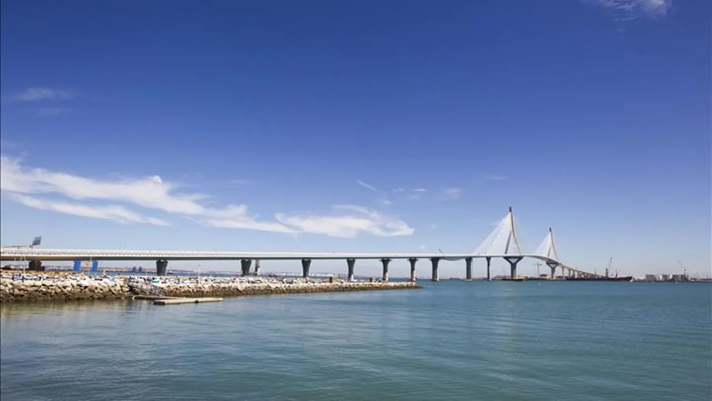 Puente 'Constitución 1812' Puente 'Constitución 1812'