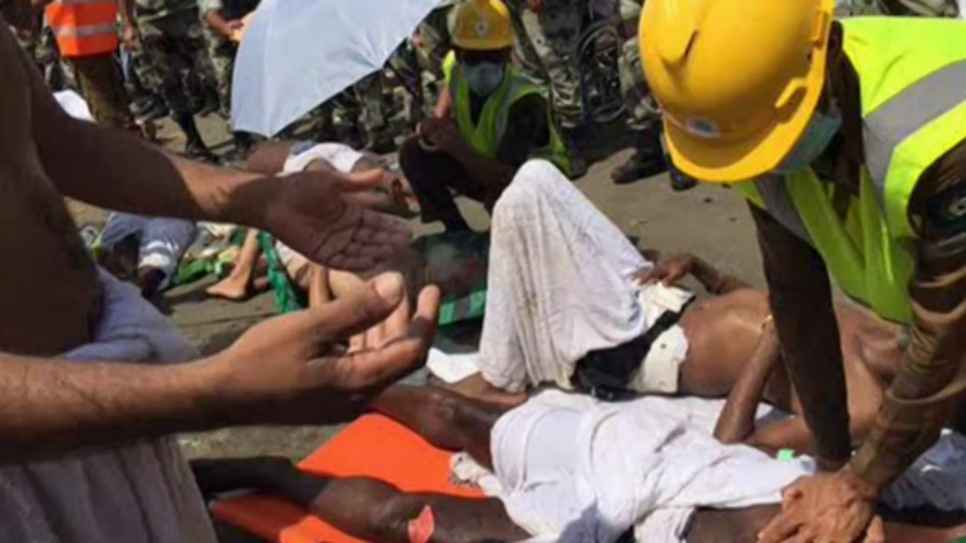 Al menos 220 muertos y 450 heridos por una avalancha en La Meca