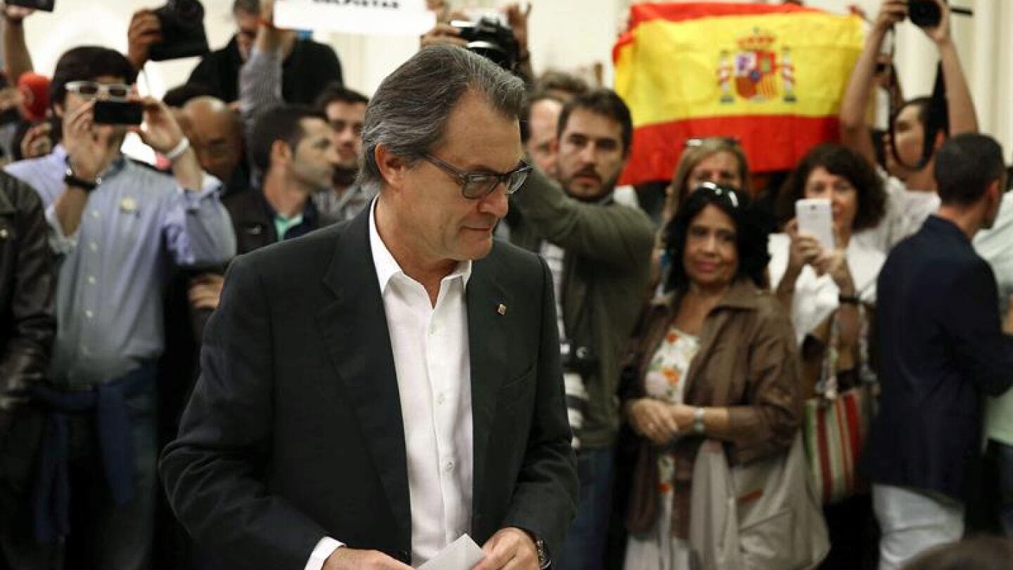 Artur Mas ejerce su derecho a voto