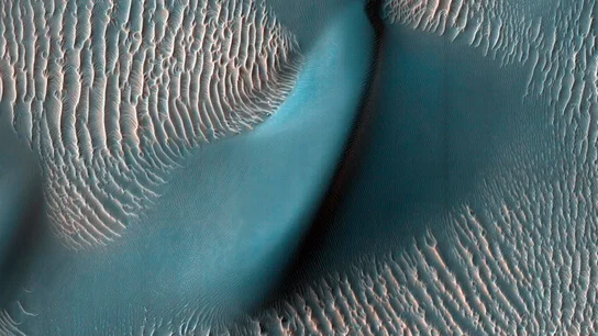Imagen tomada por la cámara de alta resolución (HiRISE) de la sonda Mars Reconnaissance Orbite Imagen tomada por la cámara de alta resolución (HiRISE) de la sonda Mars Reconnaissance Orbite