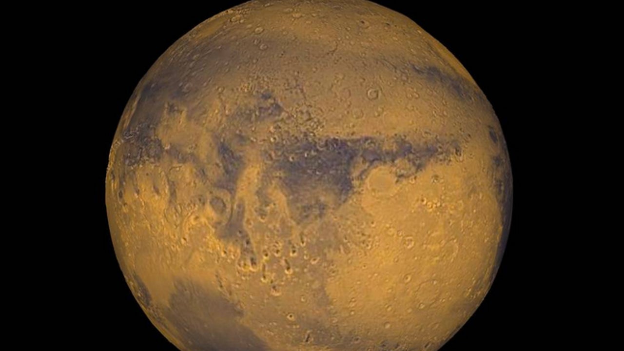strange door?  Cradle ET?  Science Finally Explains What “Door” Is On Mars