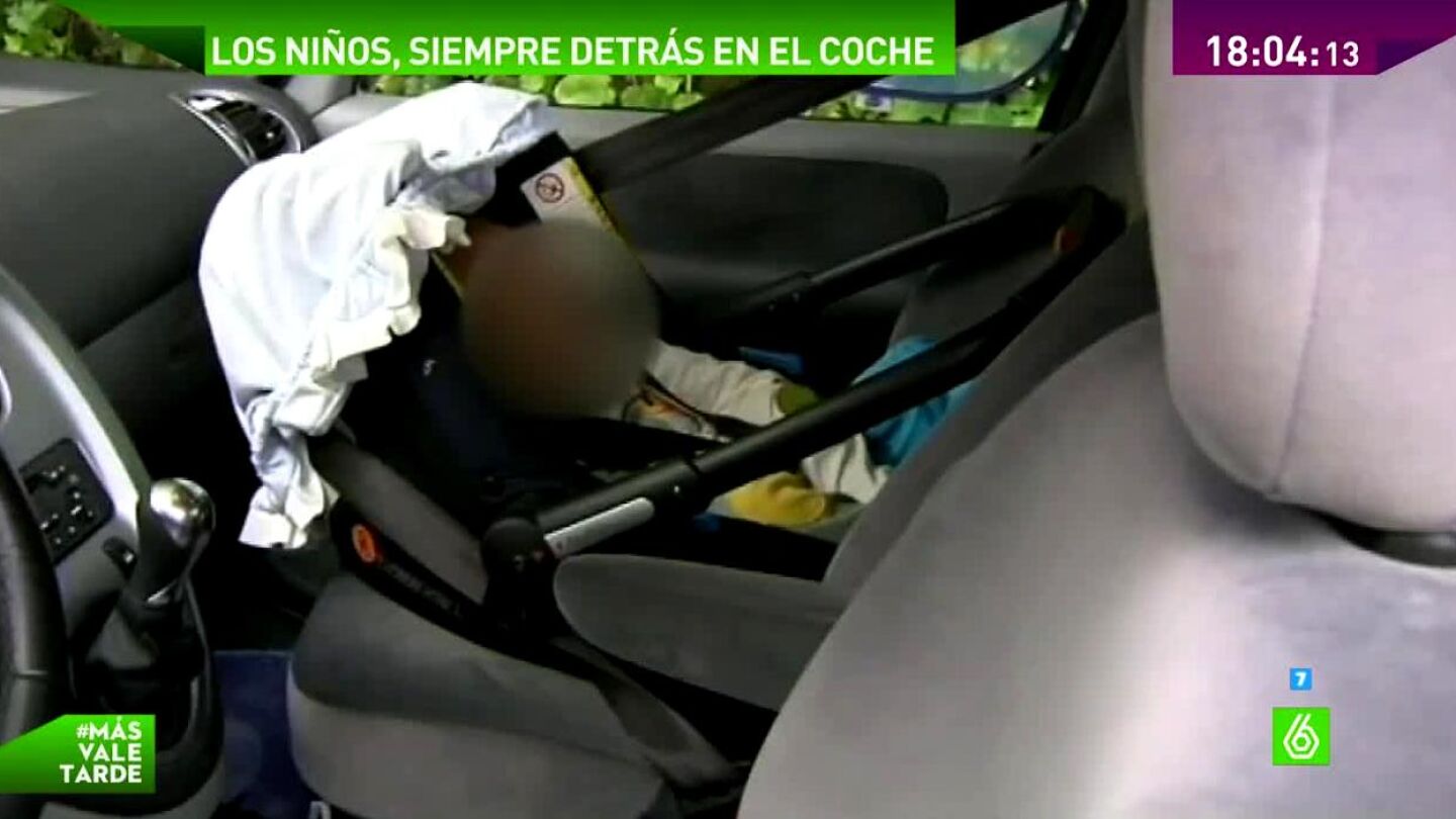 Desde el 1 de octubre se proh&iacute;be el uso de sillas infantiles en el asiento delantero del coche