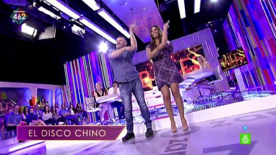 Miki Nadal ense&ntilde;a pasos de baile a Cristina Pedroche