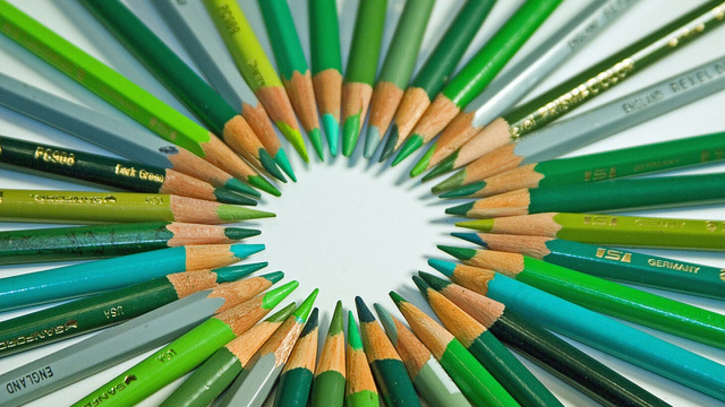 L&aacute;pices de color verde