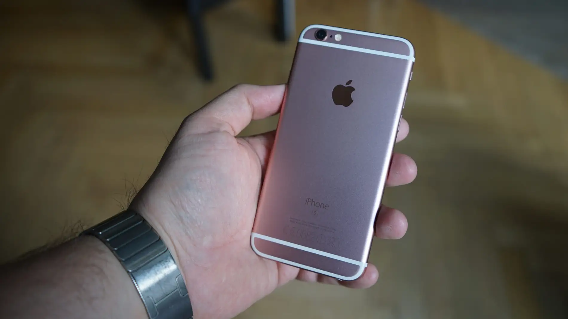 El nuevo iPhone no es para zurdos