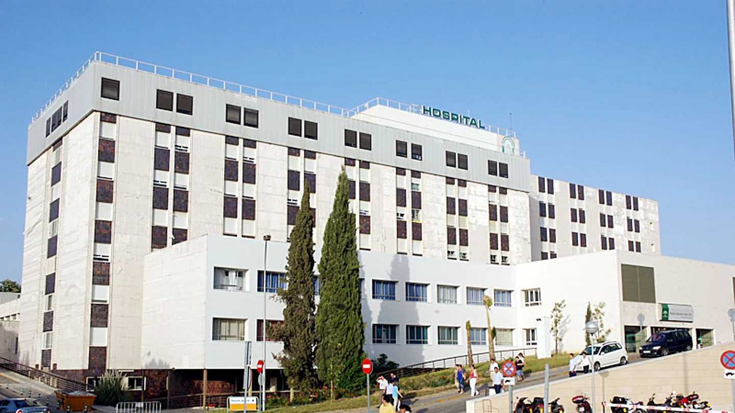 Hospital Universitario Reina Sofía de Córdoba Hospital Universitario Reina Sofía de Córdoba