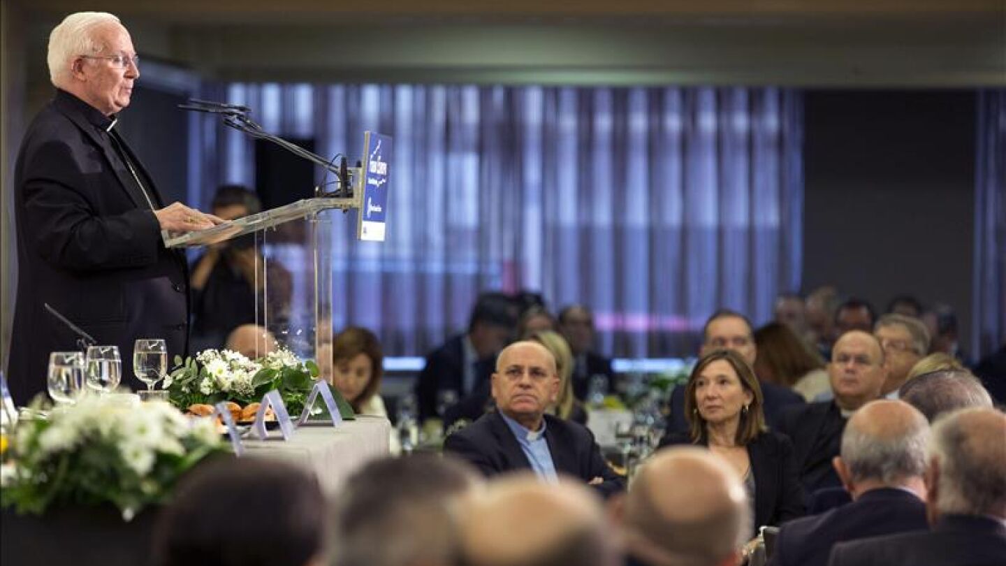 El arzobispo de Valencia, el cardenal Antonio Ca&ntilde;izares, durante su intervenci&oacute;n 