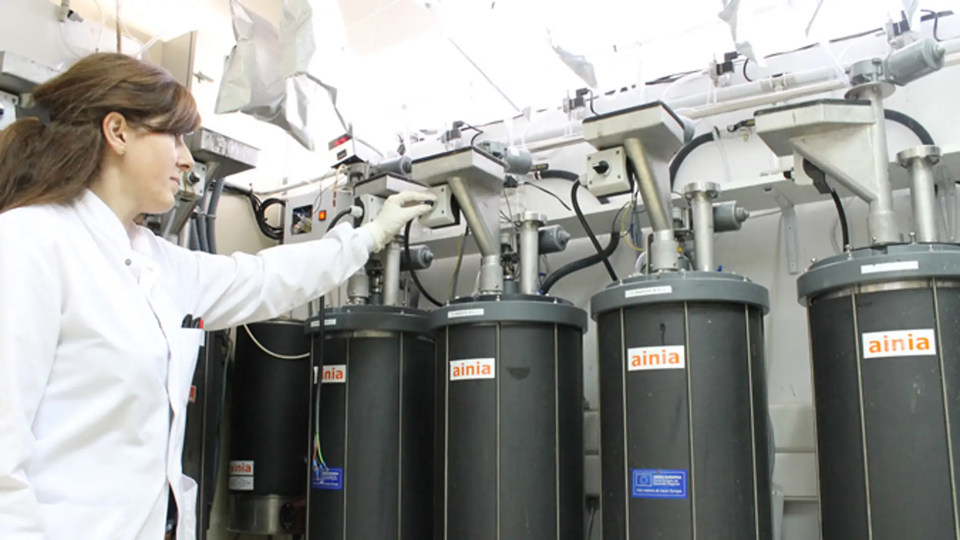 Técnico en planta piloto biogás AINIA//