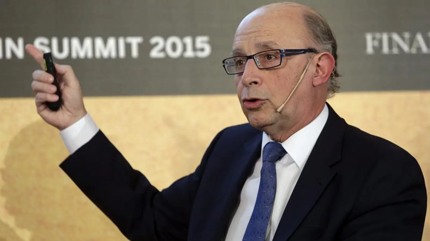 Cristóbal Montoro, ministro de Hacienda Cristóbal Montoro, ministro de Hacienda
