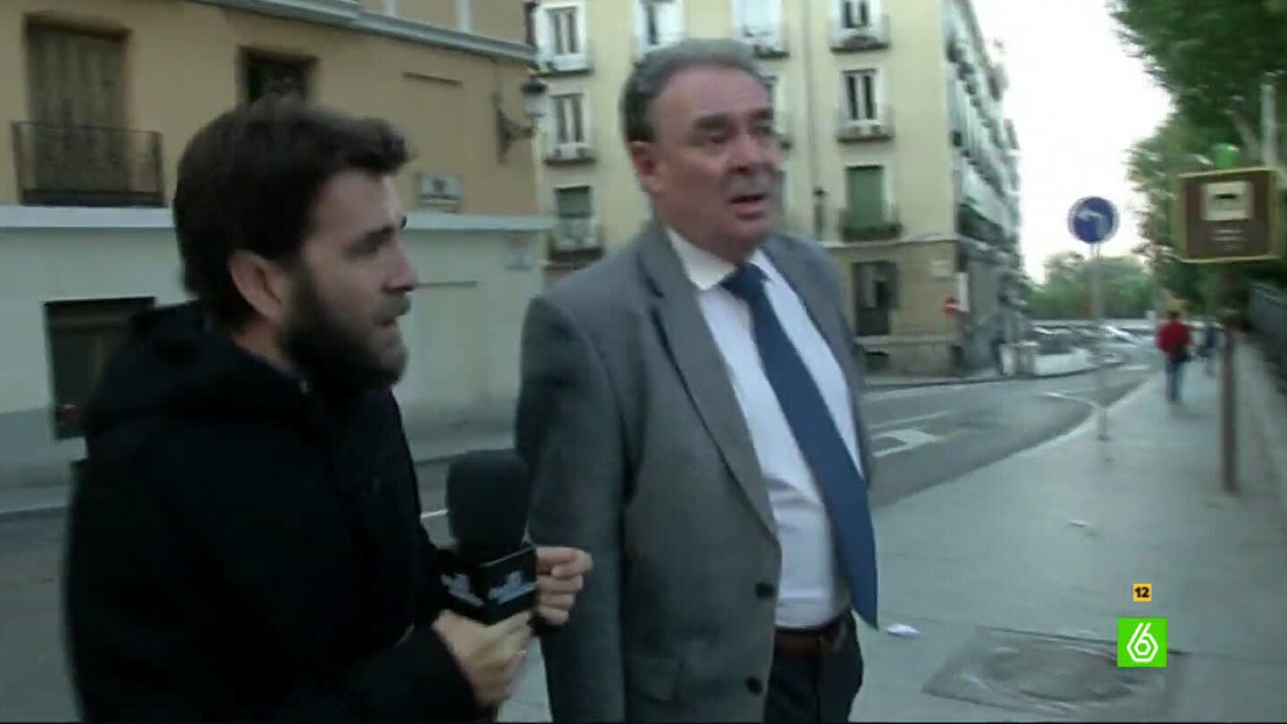 Jos&eacute; Joaqu&iacute;n Pe&ntilde;arrubia se niega a hablar de sus pol&eacute;micas palabras sobre las v&iacute;ctimas del franquismo