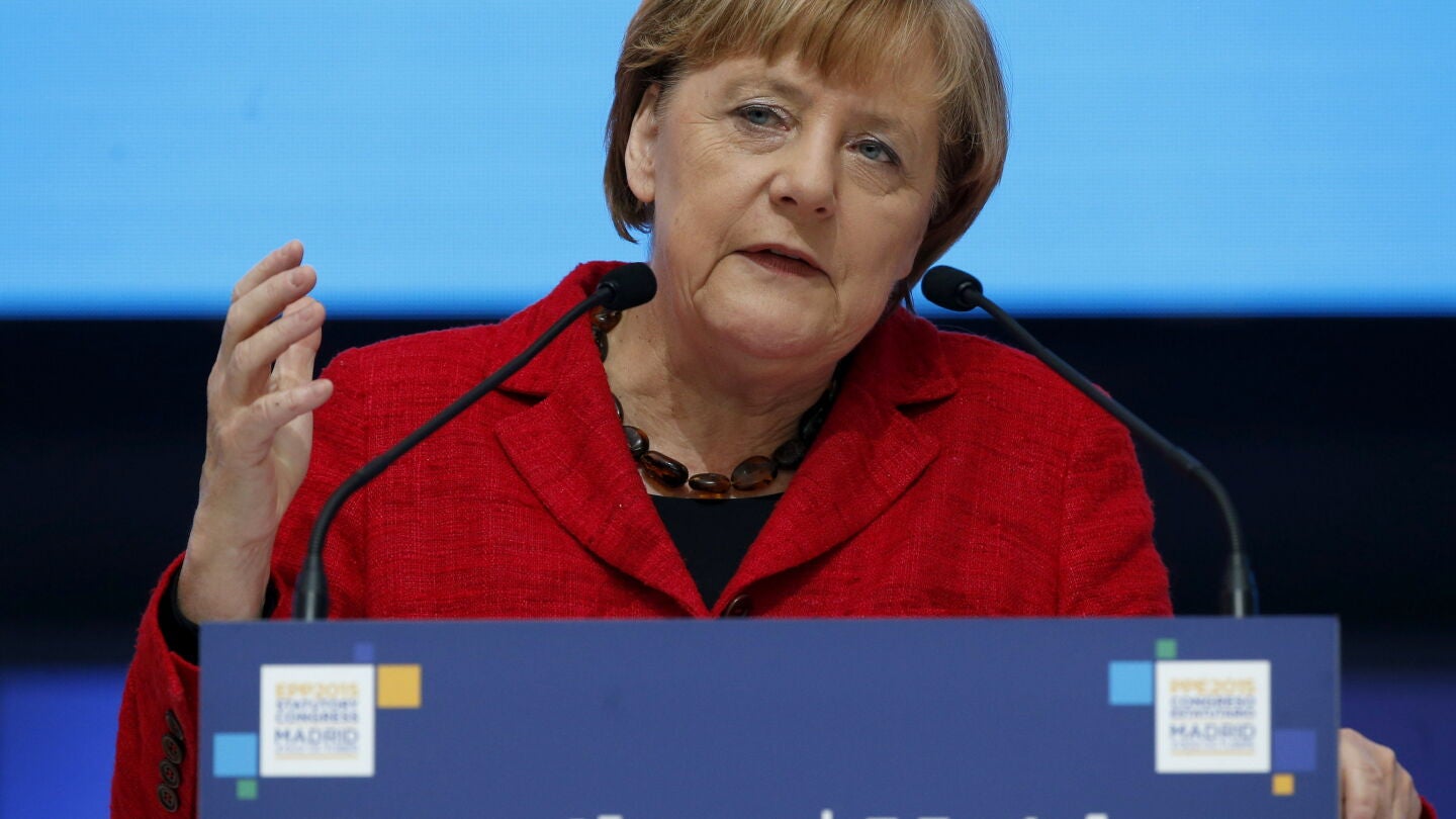Angela Merkel, durante su intervenci&oacute;n en el congreso del PP Europeo