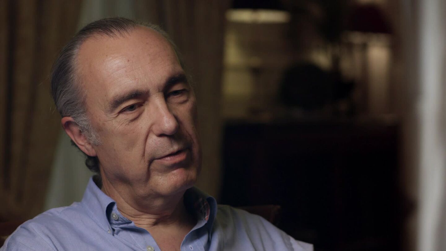 Luis Alberto de Cuenca: "La educaci&oacute;n de El Pilar estaba enfocada a alcanzar el poder pero no s&eacute; c&oacute;mo lo hac&iacute;an"