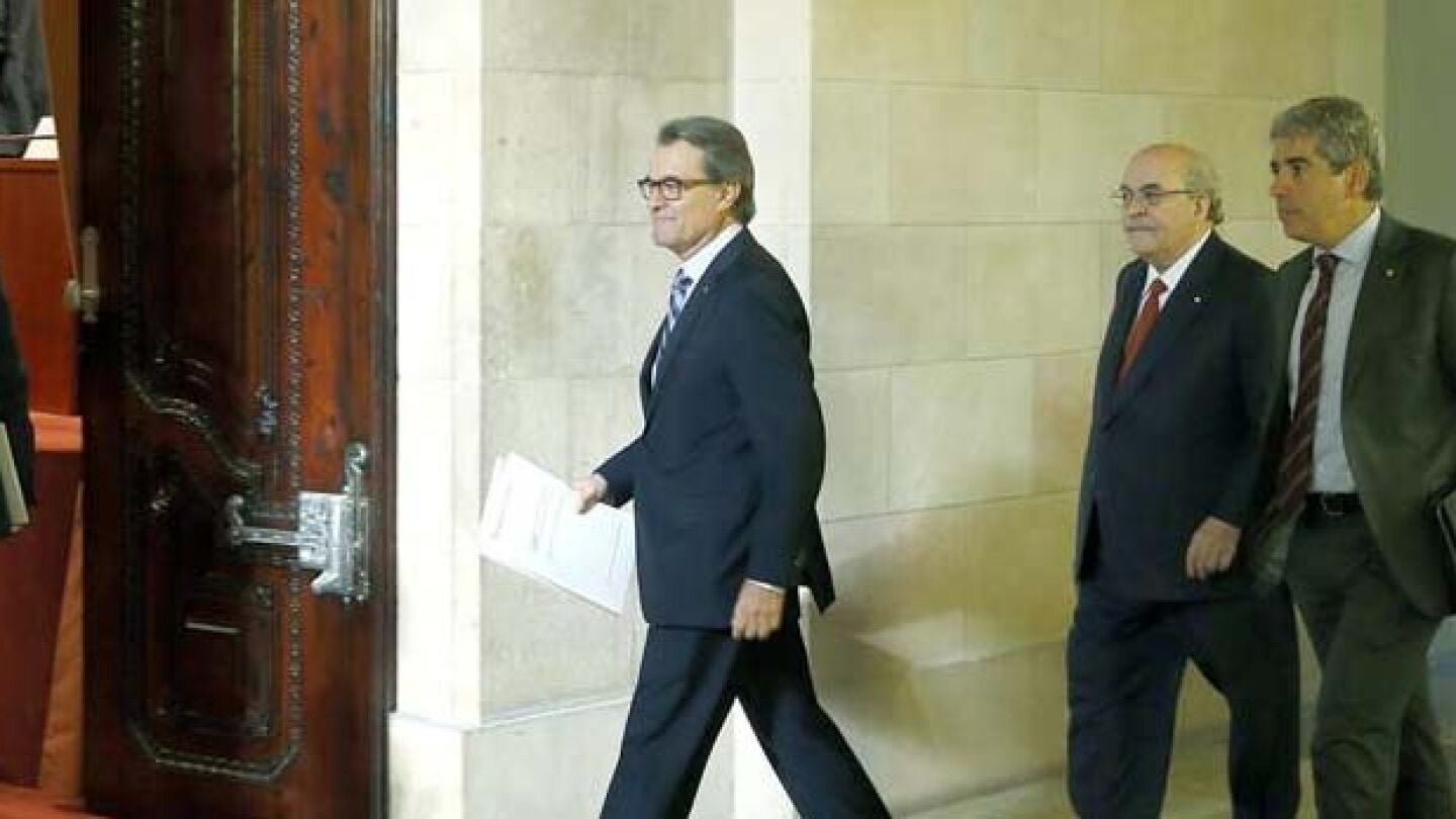 Artur Mas se dispone a entrar en el Parlament