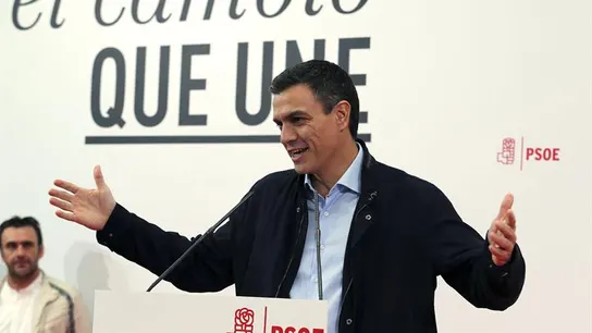El secretario general del PSOE, Pedro Sánchez, durante un homenaje El secretario general del PSOE, Pedro Sánchez, durante un homenaje