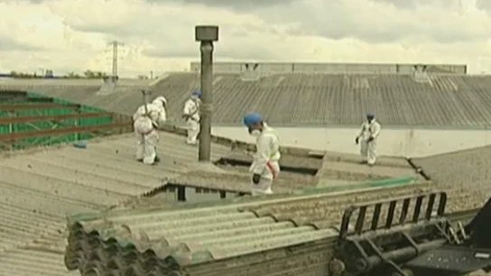 Amianto, un material de construcción peligroso Amianto, un material de construcción peligroso
