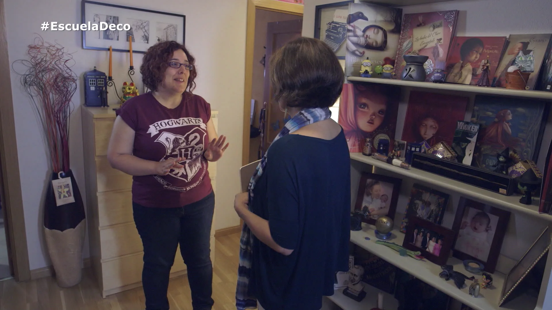 La Escuela de Decoración ayuda a Elena con su salón La Escuela de Decoración ayuda a Elena con su salón