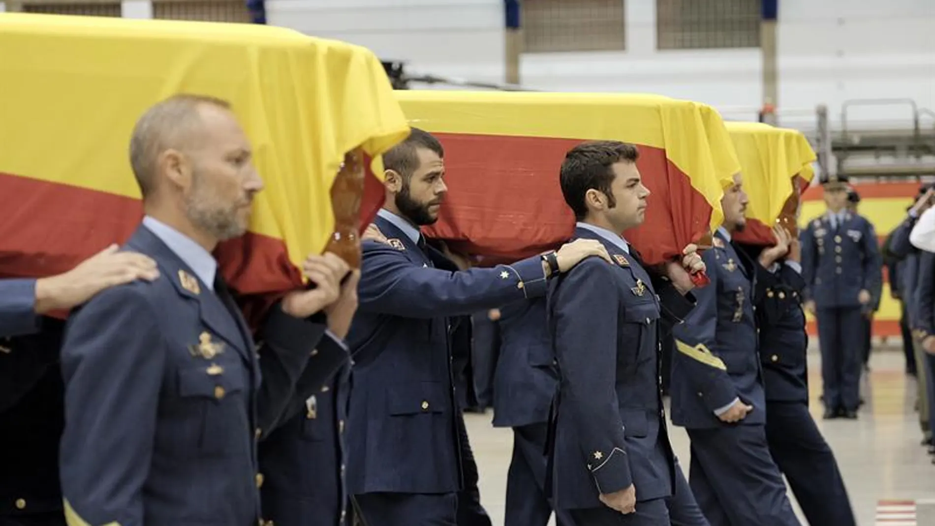 Funeral por los tres militares fallecidos en Canarias