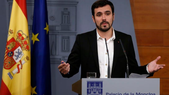 Alberto Garz&oacute;n, en el Palacio de la Moncloa
