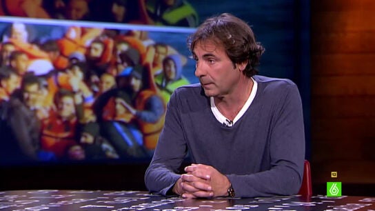 &Oacute;scar Camps analiza el papel de las autoridades en la crisis de refugiados