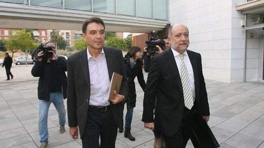 Josep Antoni Rosell, a la izquierda, junto a uno de sus abogados Josep Antoni Rosell, a la izquierda, junto a uno de sus abogados