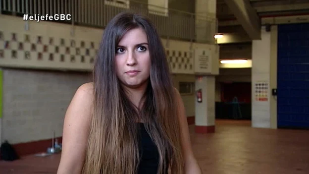 Cristina Gabilondo entrena con el equipo de animadoras del Gipuzcoa Basket