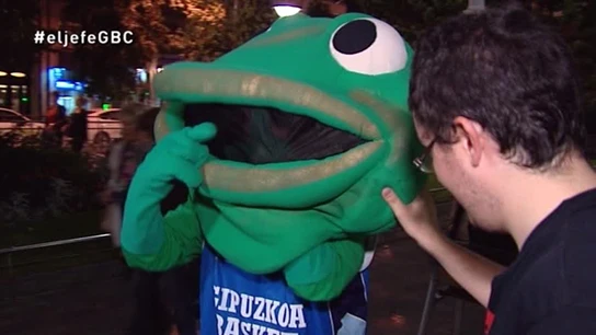 Cristina Gabilondo se infiltra como mascota del Gipuzcoa Basket Cristina Gabilondo se infiltra como mascota del Gipuzcoa Basket