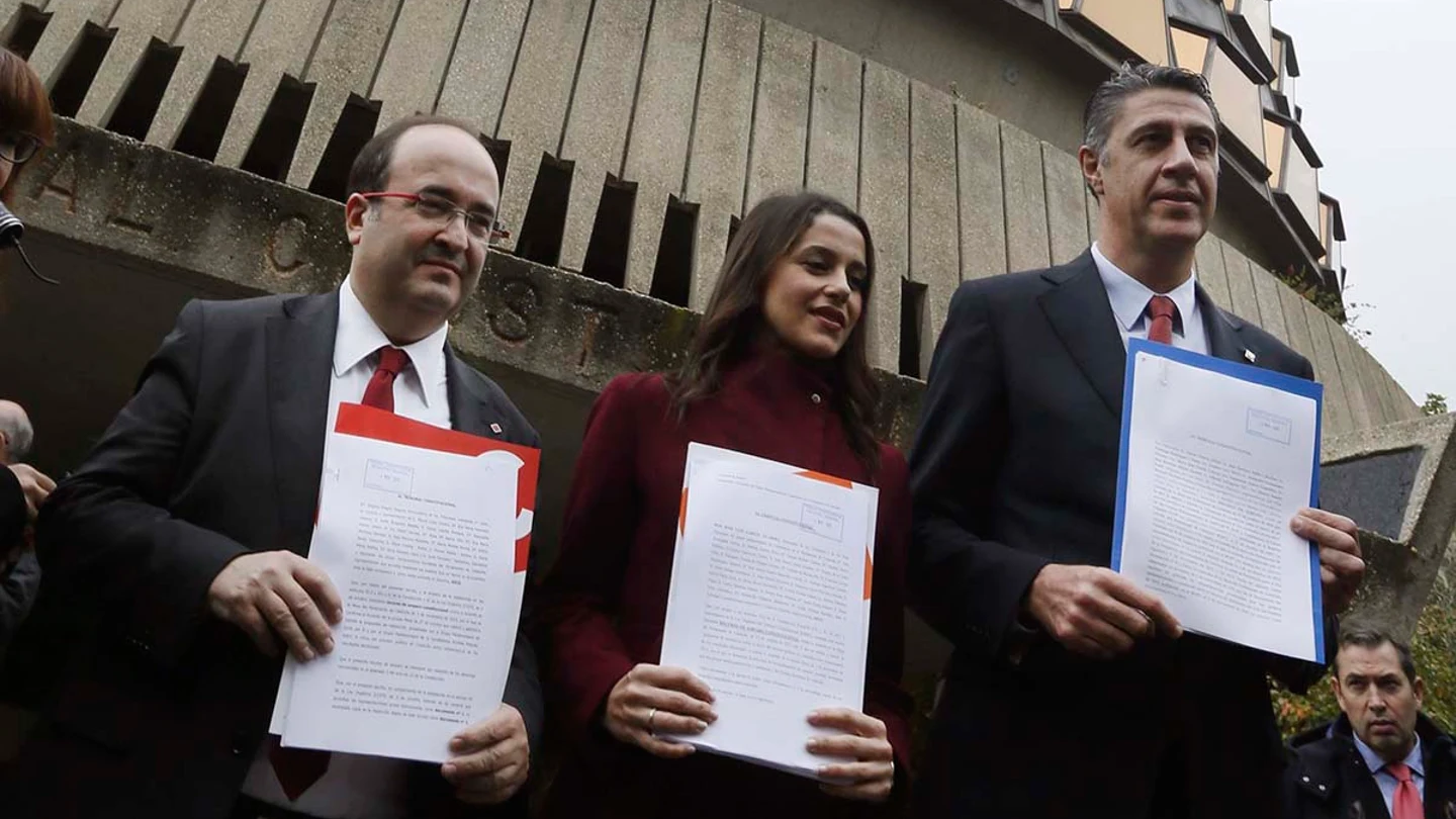 Iceta, Arrimadas y Albiol, ante el Constitucional Iceta, Arrimadas y Albiol, ante el Constitucional