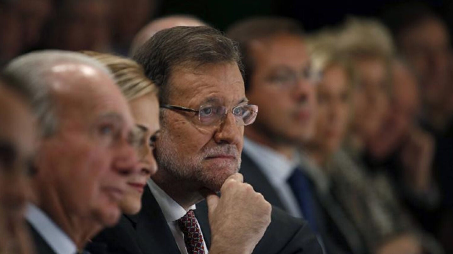 Rajoy junto a otros dirigentes populares