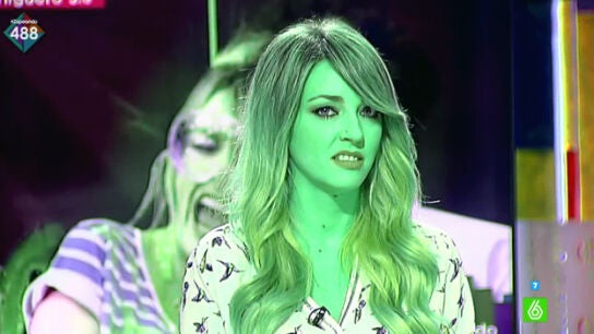 A Anna Simon la ponen verde