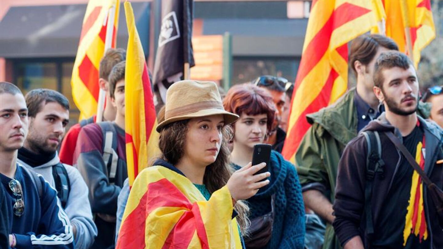 Acto de apopyo a la CUP en Perpignan