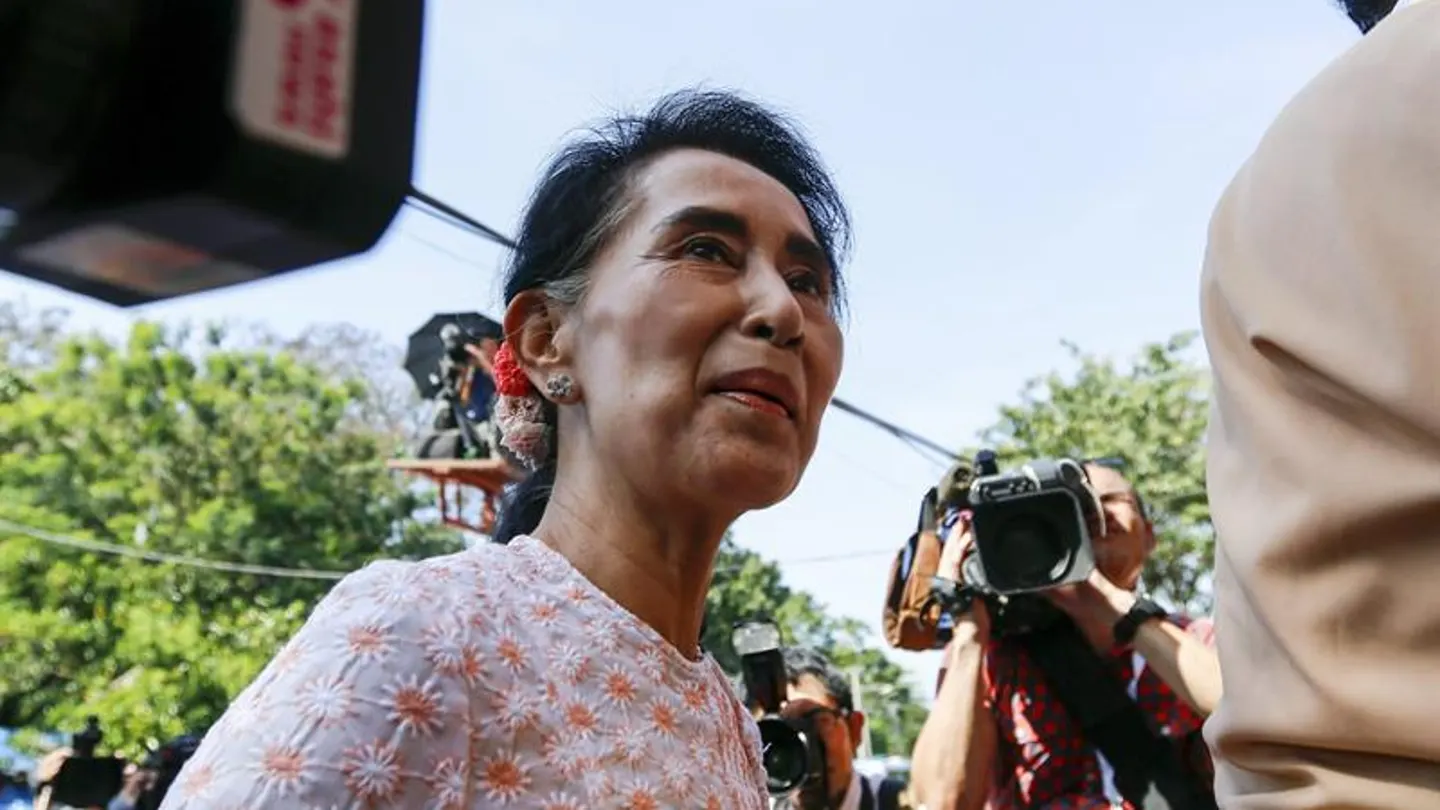 La Premio Nobel de la Paz, Suu Kyi La Premio Nobel de la Paz, Suu Kyi