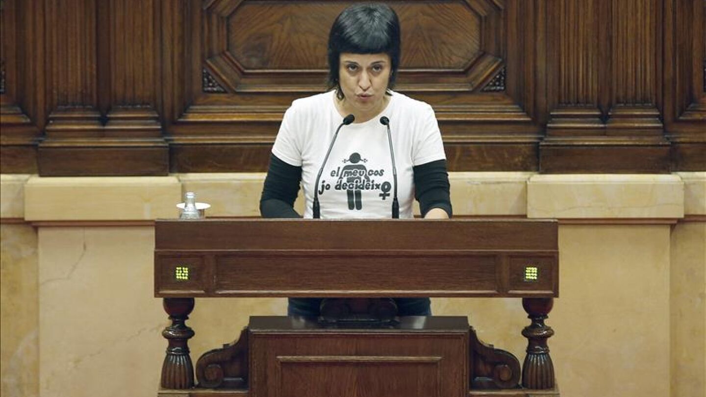 Anna Gabriel comparece durante el pleno