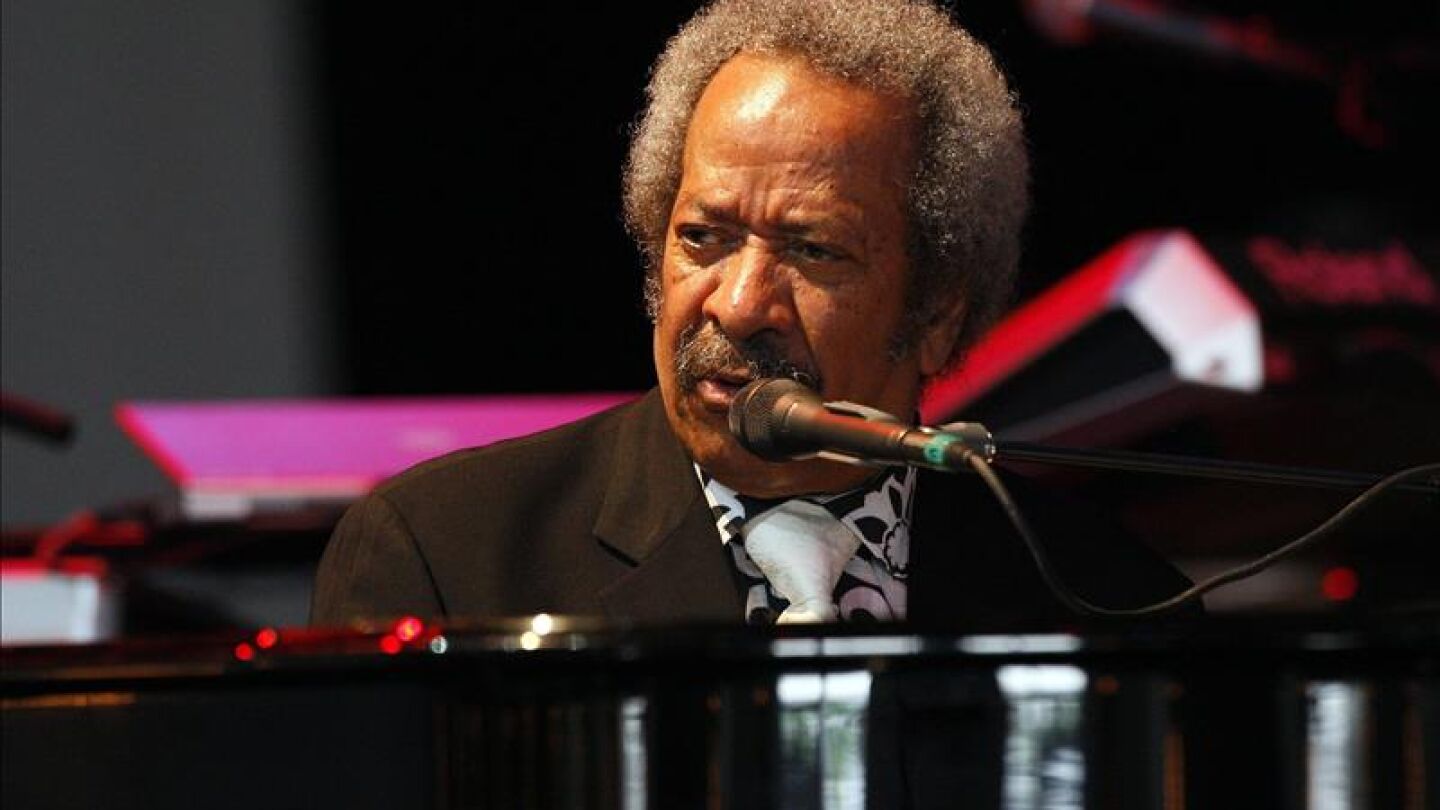  Allen Toussaint en el Mardi Gras World River City en Nueva Orleans 