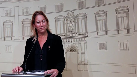 Neus Munté ante los medios de comunicación Neus Munté ante los medios de comunicación