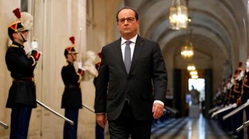 Hollande en Versalles