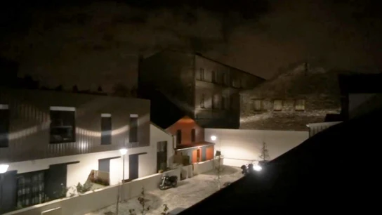 Así vivieron el tiroteo los vecinos de los terroristas atrincherados Así vivieron el tiroteo los vecinos de los terroristas atrincherados