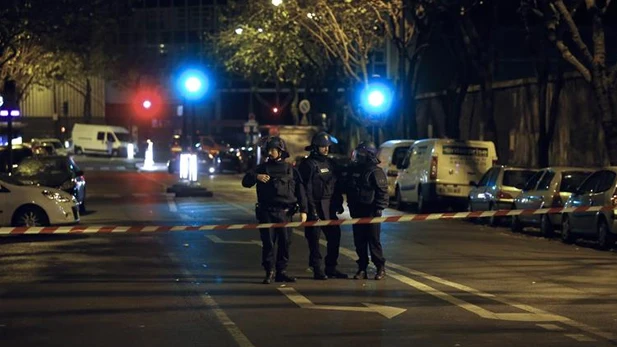Dispositivo policial en París Dispositivo policial en París