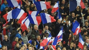 Banderas francesas en el estadio de Wembley