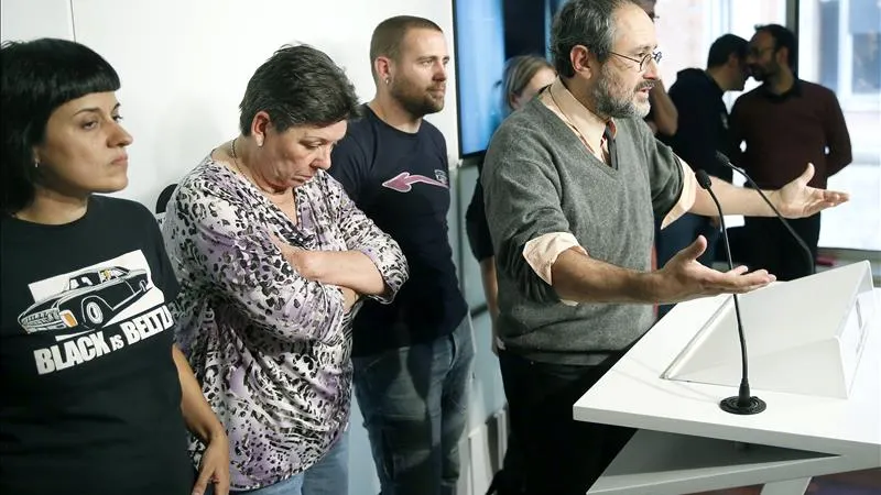 Antonio Baños ante los medios Antonio Baños ante los medios