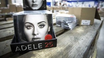 Imagen del nuevo disco de Adele, 25
