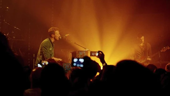 Chris Martin, cantante de Coldplay durante un concierto Chris Martin, cantante de Coldplay durante un concierto