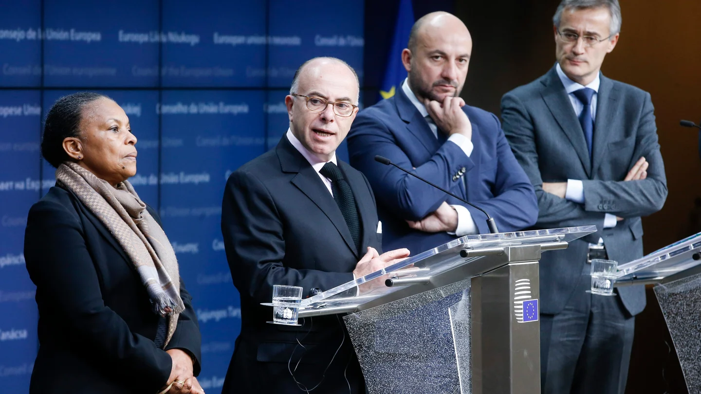 La ministra francesa de Justicia, Christiane Taubira; el ministro de Interior galo, Bernard Cazeneuve; el viceprimer ministro de Luxemburgo, Etienne Schneider, y el ministro de Justicia luxemburgués, Felix Braz La ministra francesa de Justicia, Christiane Taubira; el ministro de Interior galo, Bernard Cazeneuve; el viceprimer ministro de Luxemburgo, Etienne Schneider, y el ministro de Justicia luxemburgués, Felix Braz