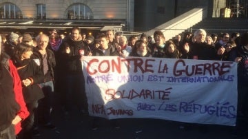 Manifestación en París contra el estado de emergencia
